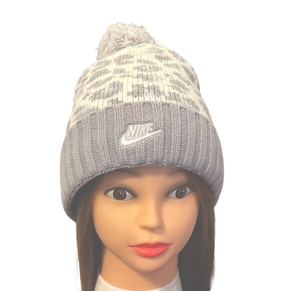 Nike Dual Layer Heavy Weight Cozy Women's Winter Beanie SOLDOUT STYLE - Picture 2 of 8